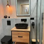 Elegance W Let's Sea Basen&spa *