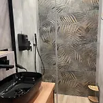Elegance W Let's Sea Basen&spa Гонски